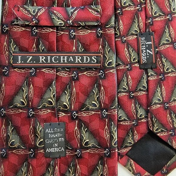 T. J. Richards Silk Mens Necktie Neck Tie Christmas Colors 60 inches Red Green - Picture 4 of 5